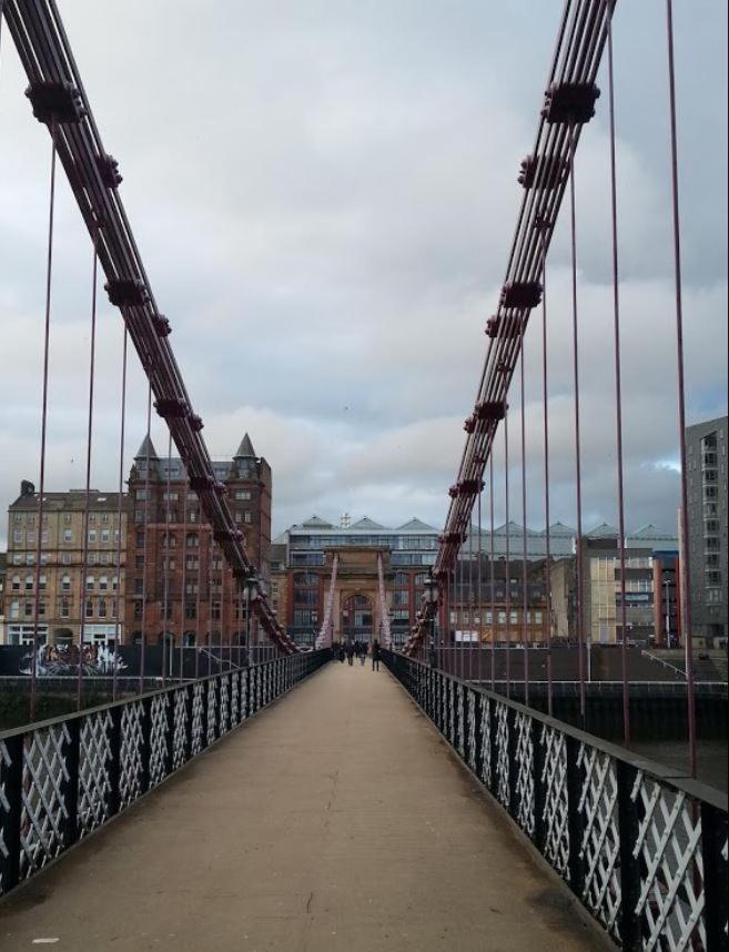 Glasgow City Centre Waterfront Apartment Exterior photo