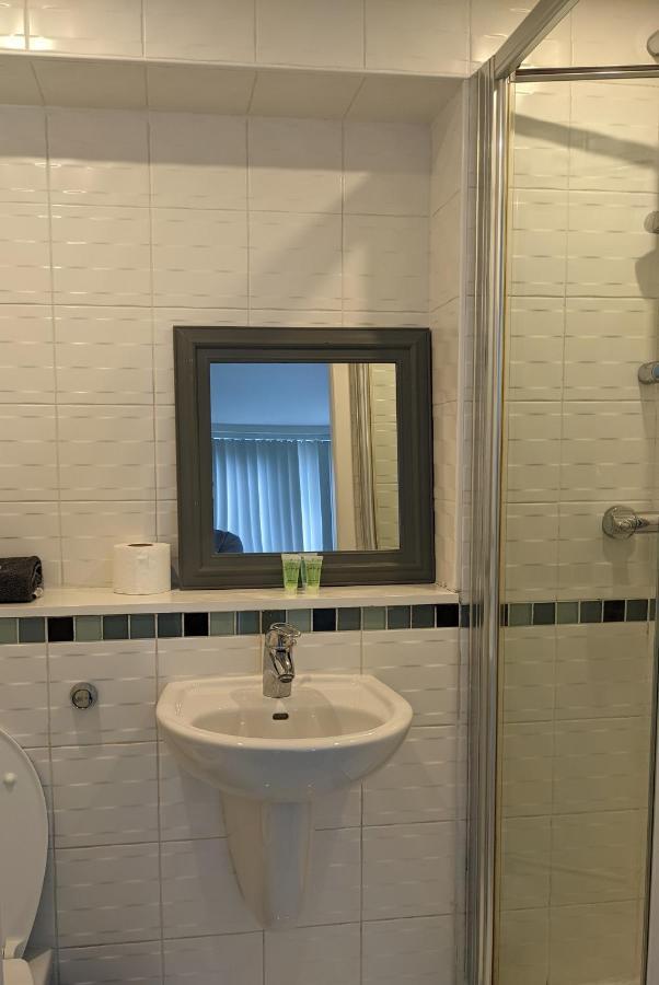 Glasgow City Centre Waterfront Apartment Exterior photo