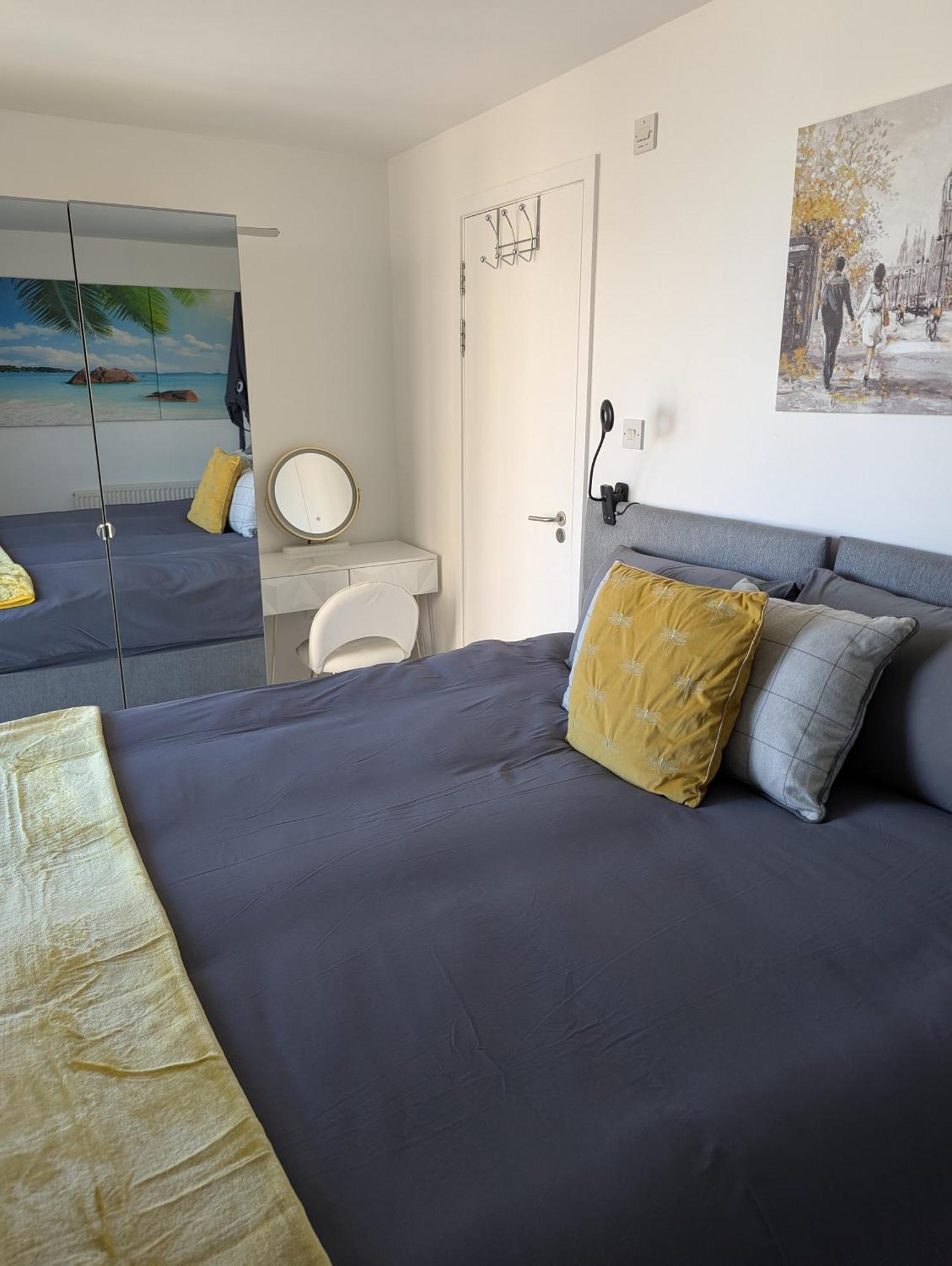 Glasgow City Centre Waterfront Apartment Exterior photo